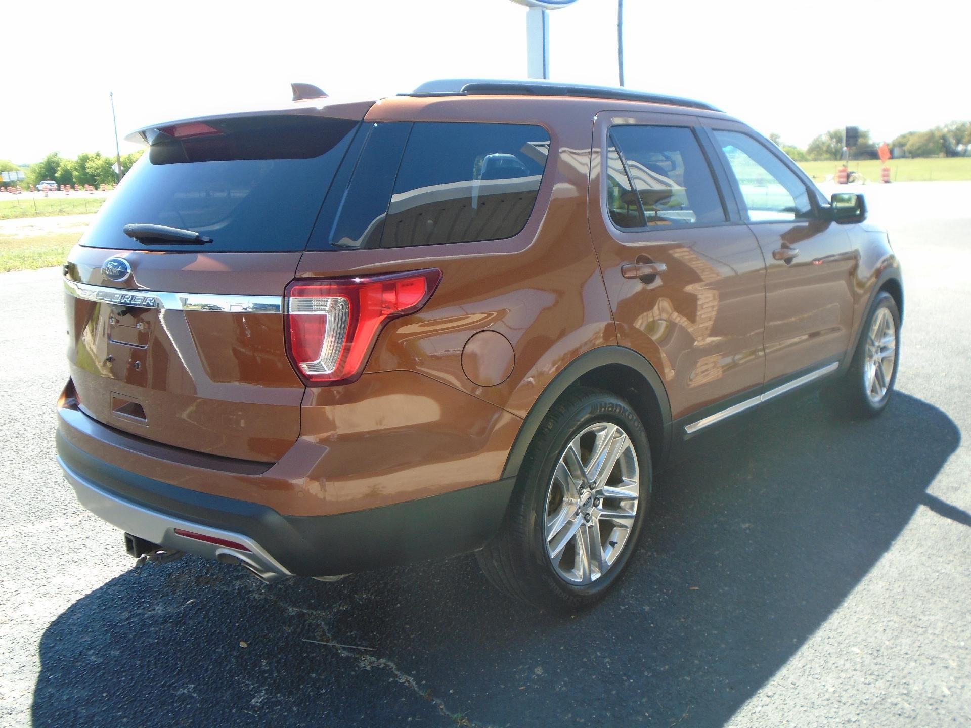 2017 Ford Explorer XLT FWD