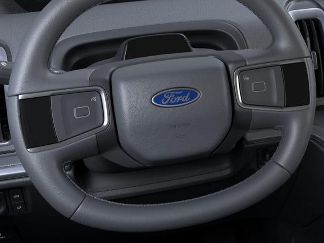 2025 Ford Expedition Active 4x2