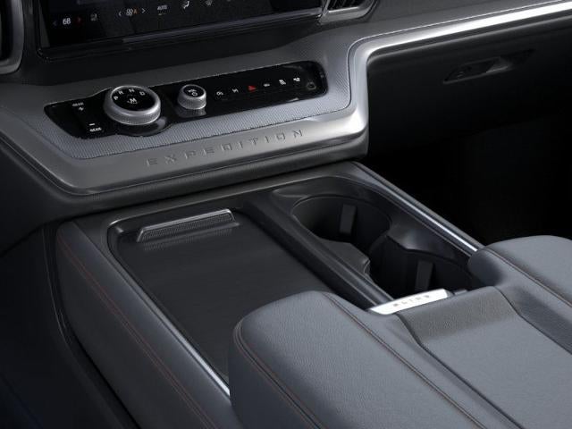 2025 Ford Expedition Active 4x2