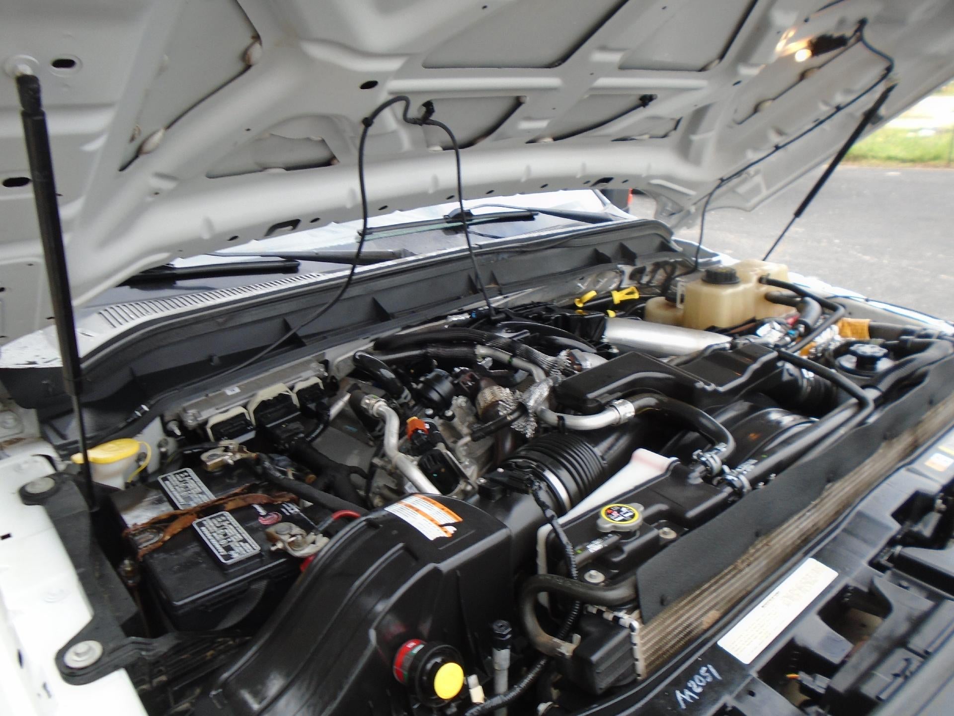 2014 Ford Super Duty F-250 SRW 2WD Crew Cab 6-3/4 Ft Box XL