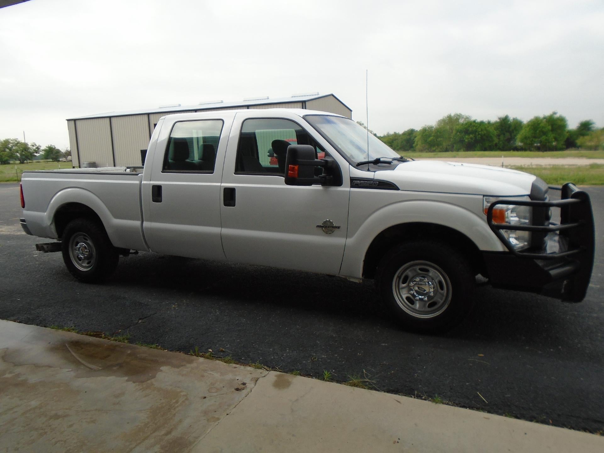 2014 Ford Super Duty F-250 SRW 2WD Crew Cab 6-3/4 Ft Box XL