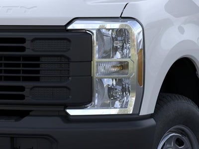 2026 Ford Super Duty F-250 SRW XL 4WD Crew Cab 8' Box