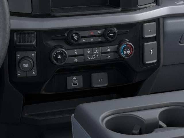 2026 Ford Super Duty F-350 SRW XL 4WD Crew Cab 8' Box