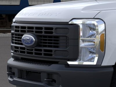 2026 Ford Super Duty F-350 SRW XL 4WD Crew Cab 8' Box