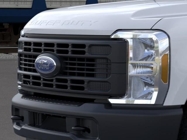 2026 Ford Super Duty F-350 SRW XL 4WD Crew Cab 8' Box