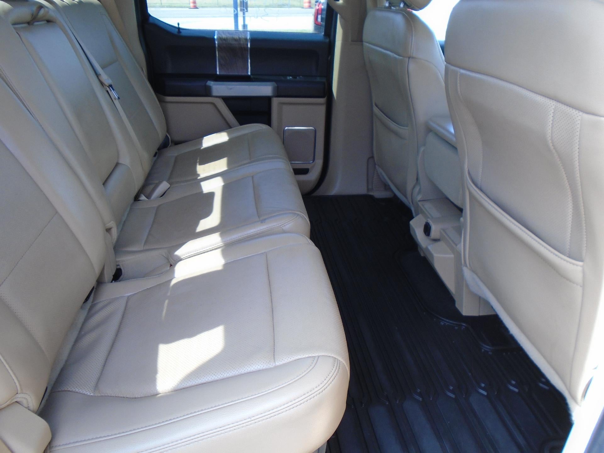 2017 Ford Super Duty F-350 SRW Lariat