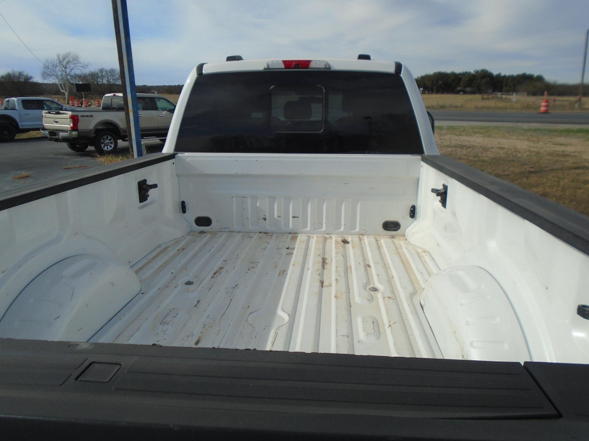 2023 Ford Super Duty F-350 SRW XL 4WD Crew Cab 6.75' Box