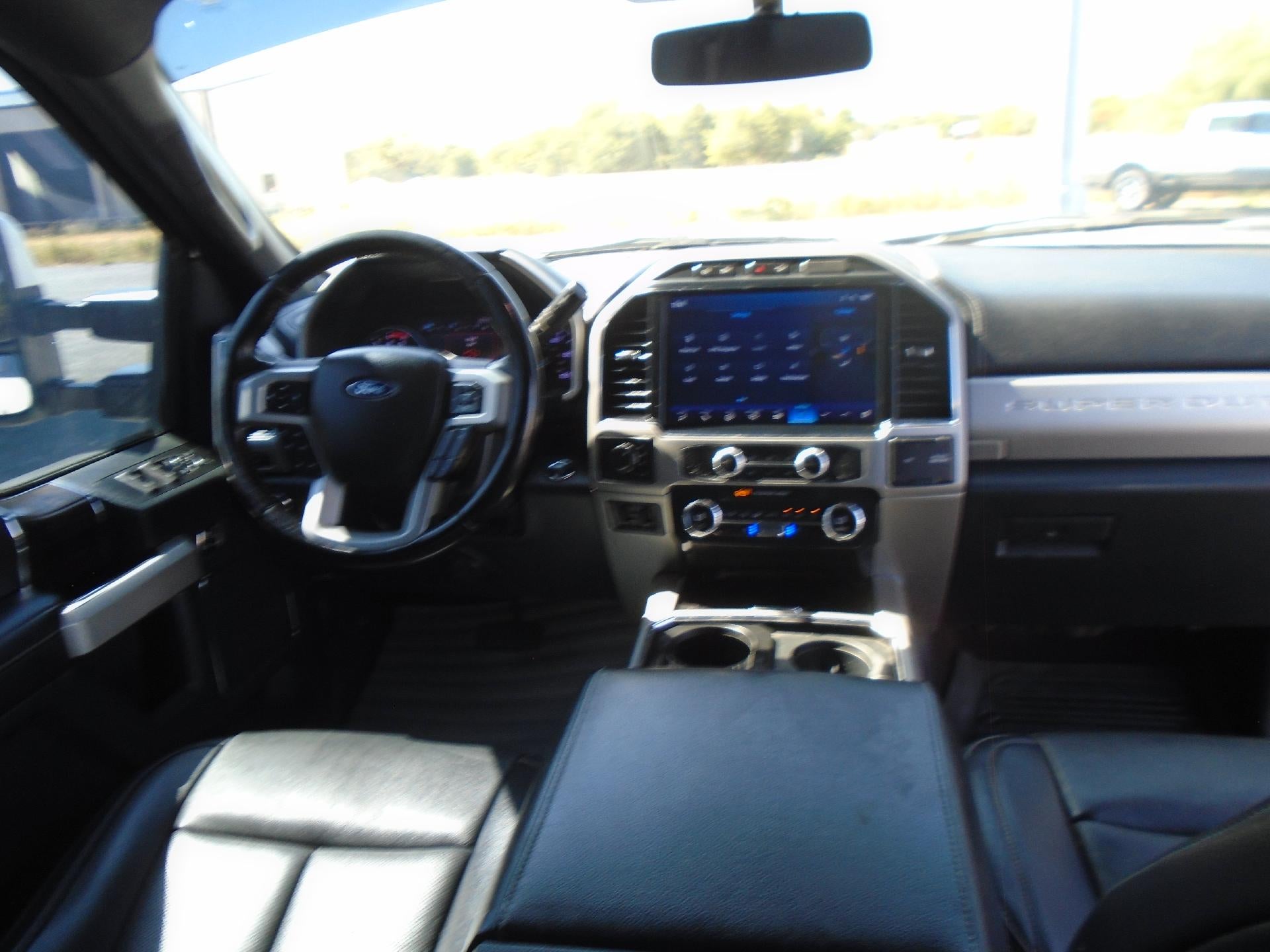 2022 Ford Super Duty F-350 DRW XL 4WD Crew Cab 8' Box