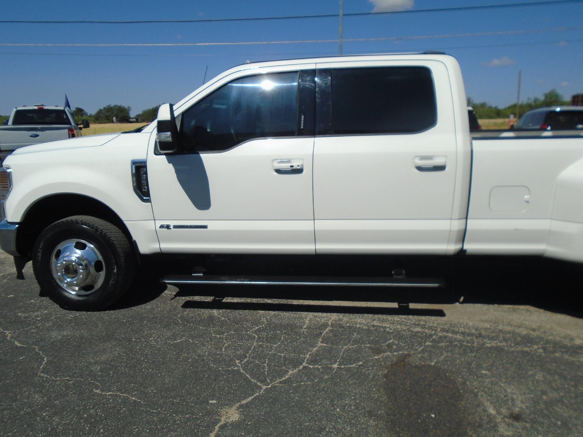 2022 Ford Super Duty F-350 DRW XL 4WD Crew Cab 8' Box