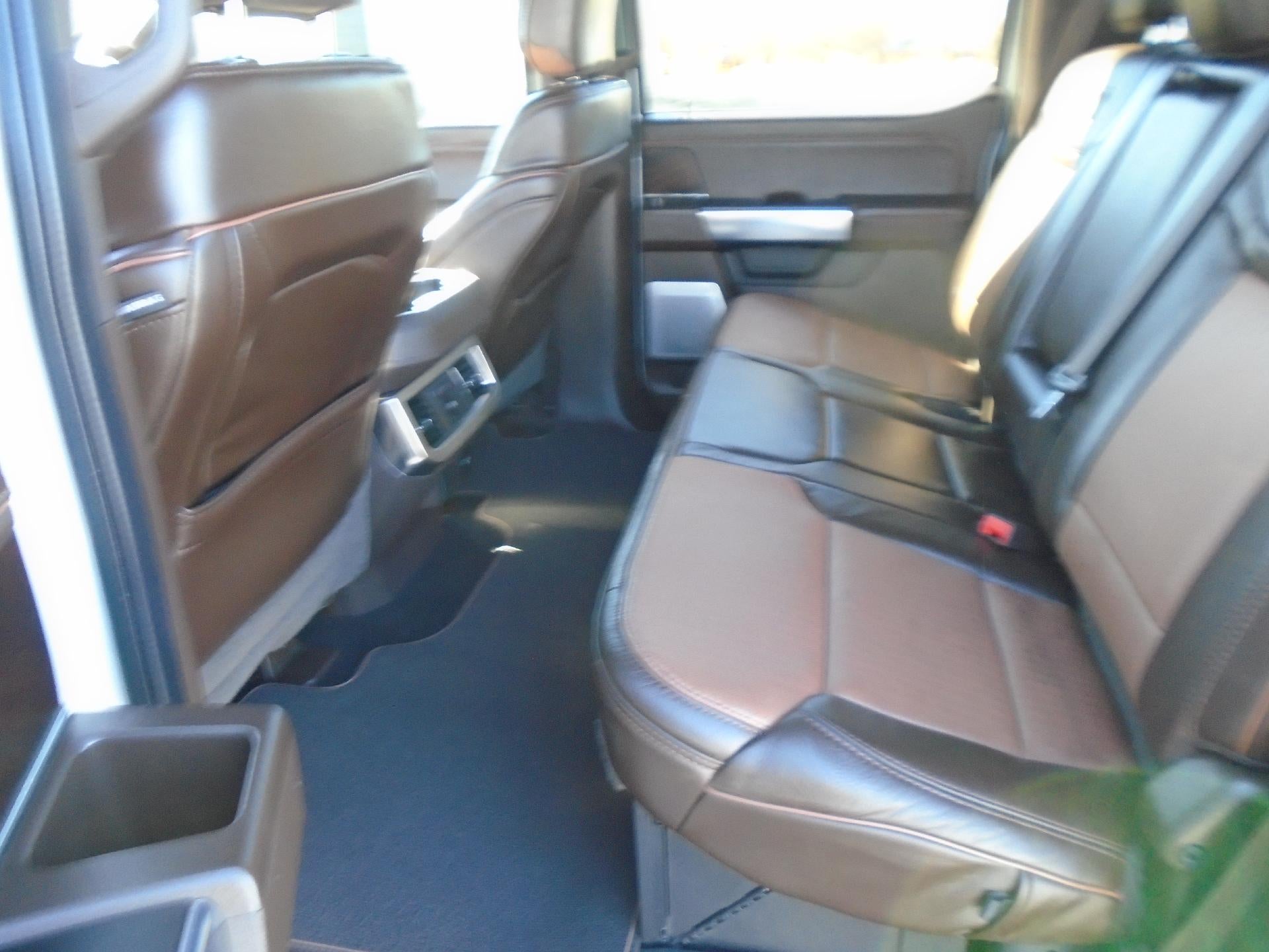 2024 Ford Super Duty F-350 DRW King Ranch 4WD Crew Cab 8' Box