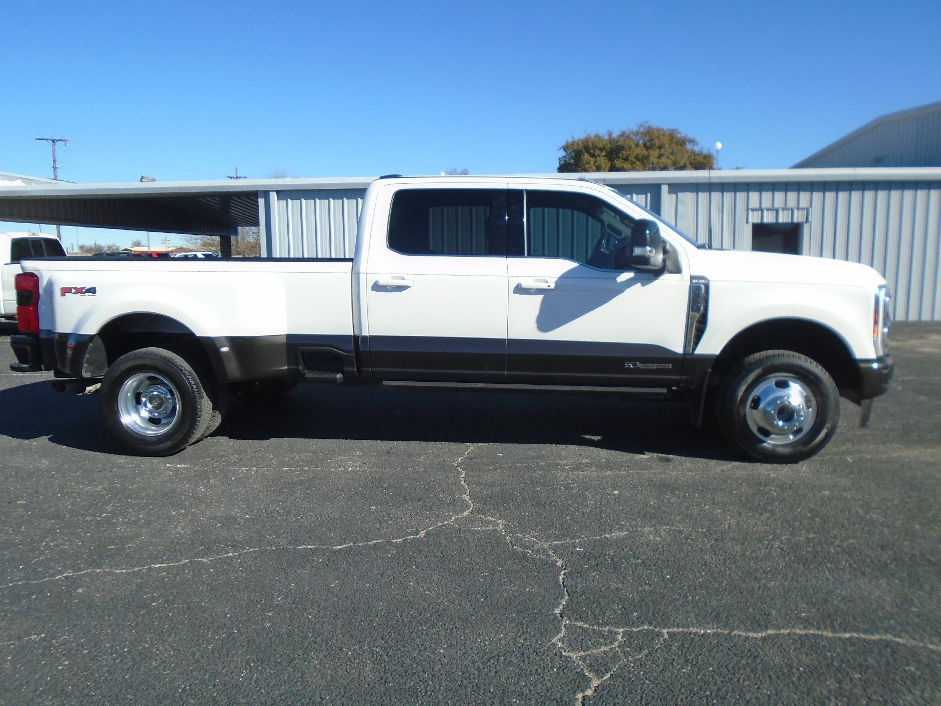 2024 Ford Super Duty F-350 DRW King Ranch 4WD Crew Cab 8' Box