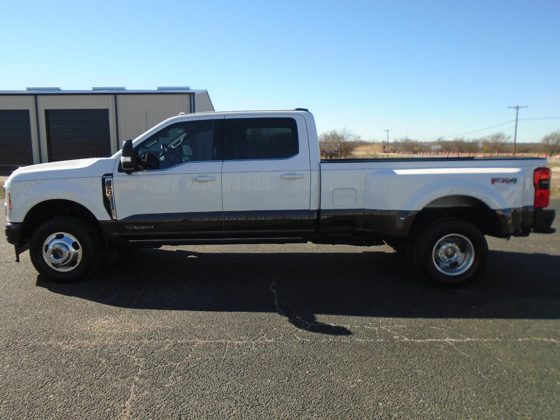 2024 Ford Super Duty F-350 DRW King Ranch 4WD Crew Cab 8' Box