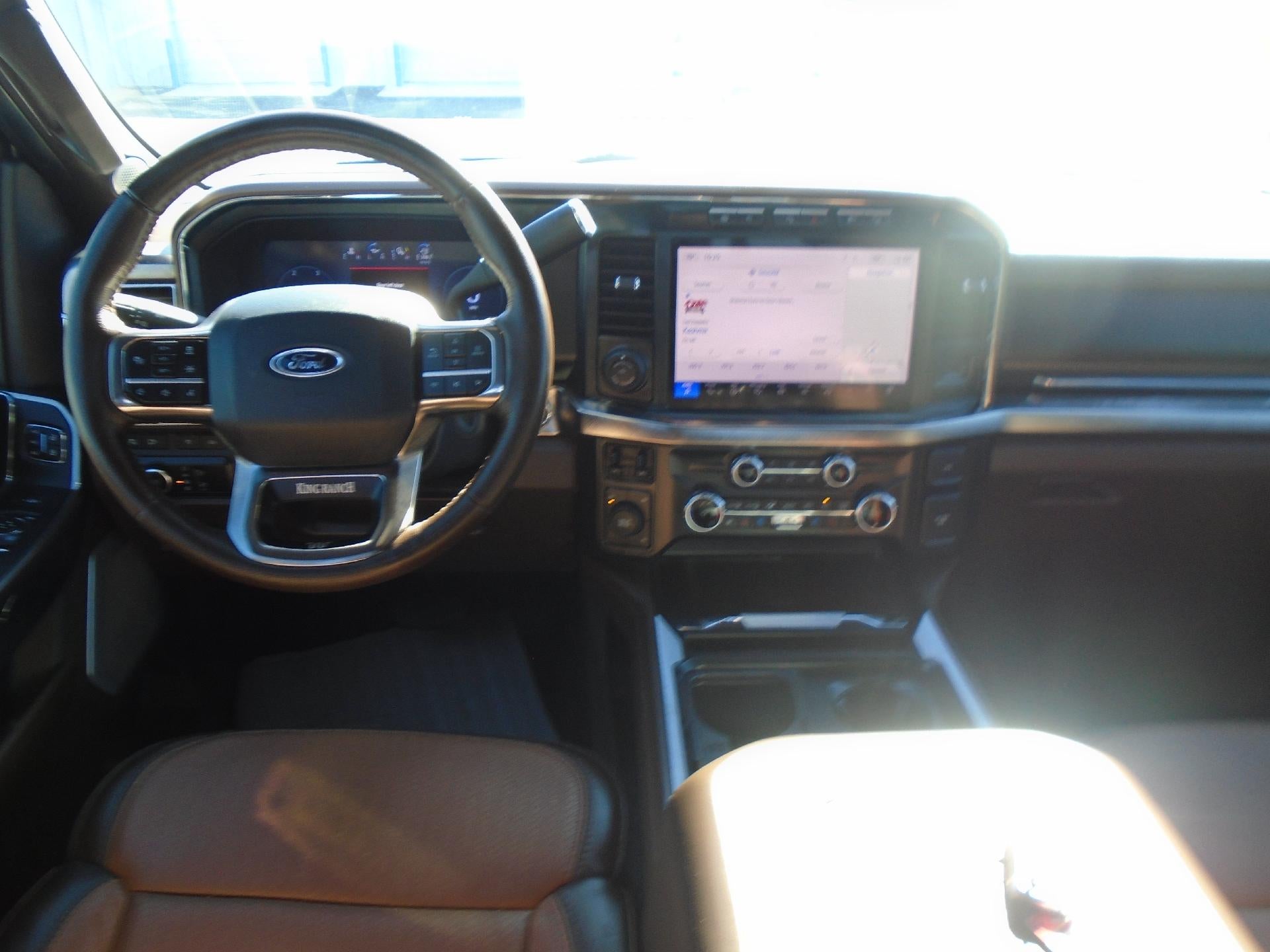 2024 Ford Super Duty F-350 DRW King Ranch 4WD Crew Cab 8' Box