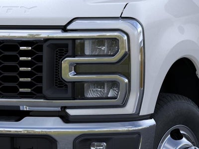 2026 Ford Super Duty F-350 DRW XL 4WD Crew Cab 8' Box
