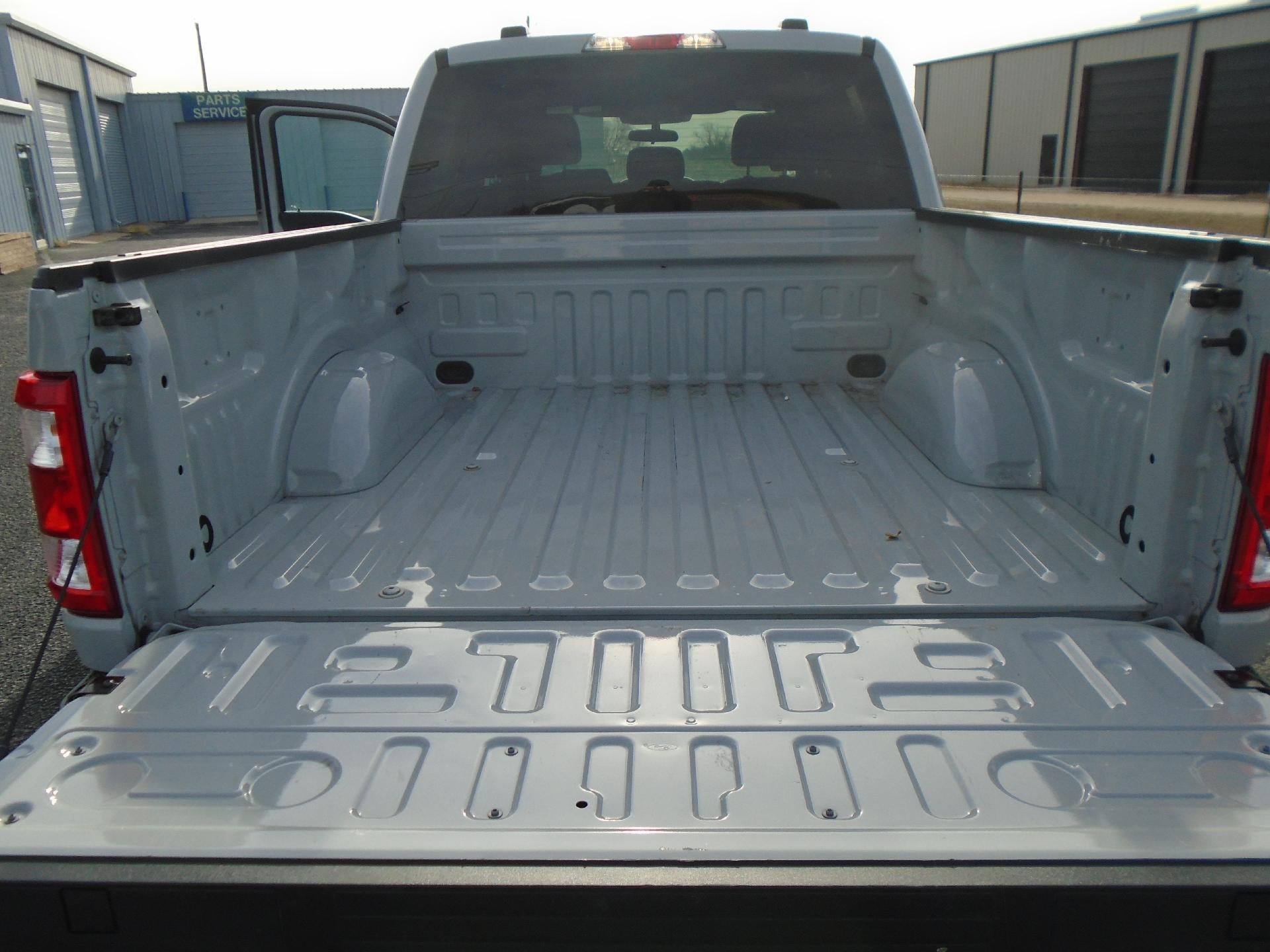 2023 Ford F-150 XL 2WD SuperCrew 5.5' Box