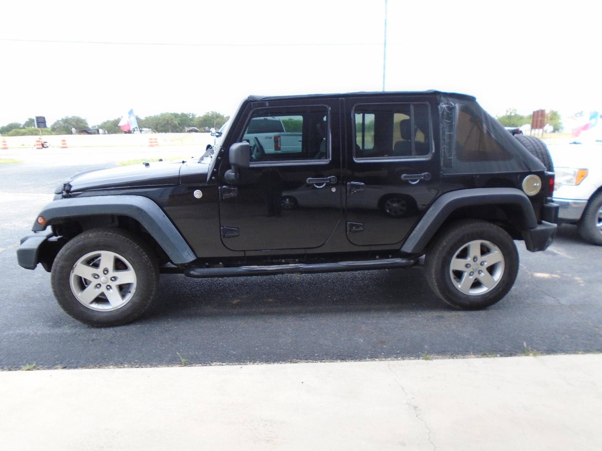 2010 Jeep Wrangler Sport 4X4's photo