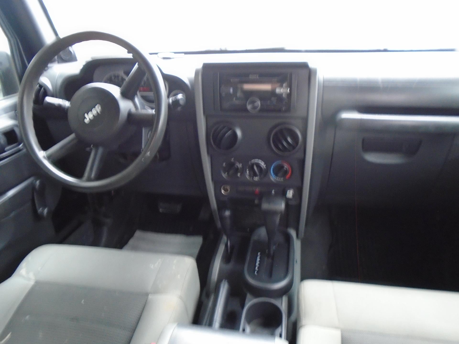 2010 Jeep Wrangler Unlimited 4WD 4dr Sport