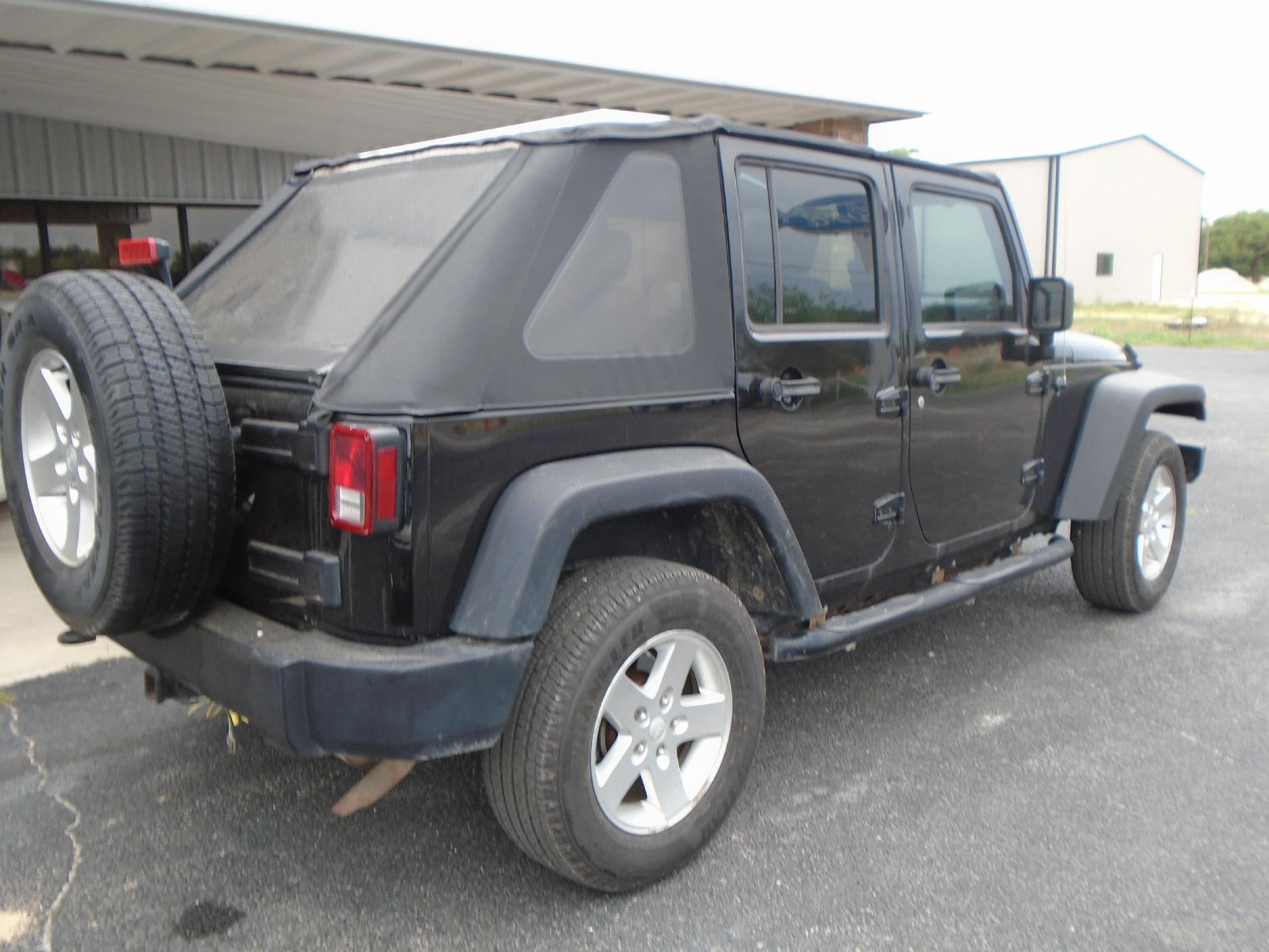 2010 Jeep Wrangler Unlimited 4WD 4dr Sport