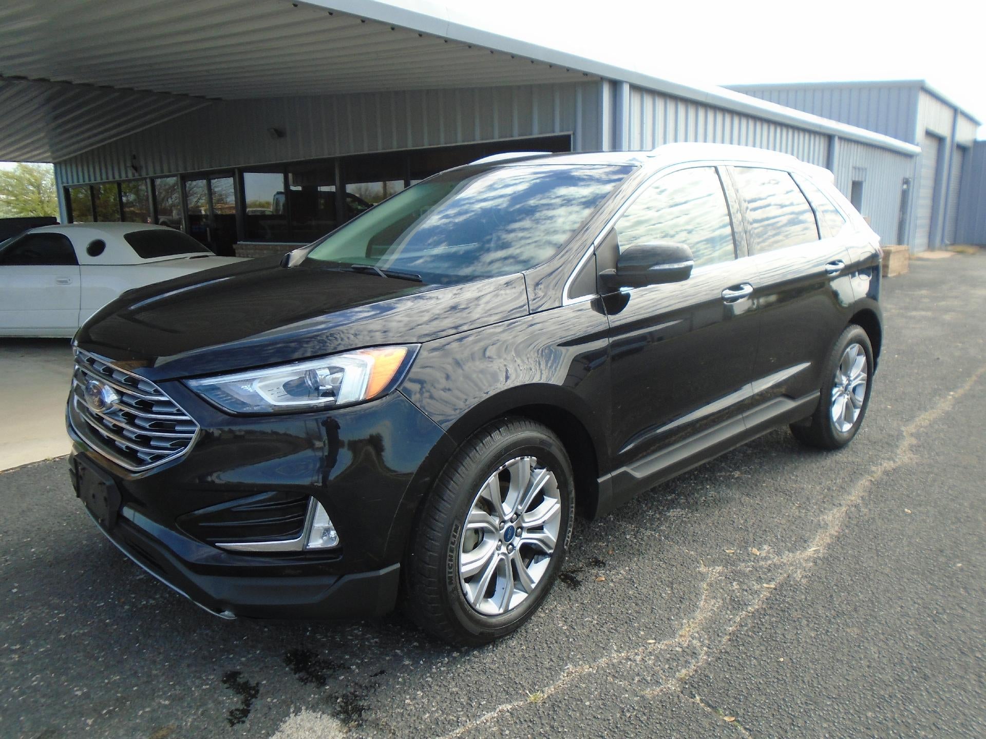 2019 Ford Edge Titanium